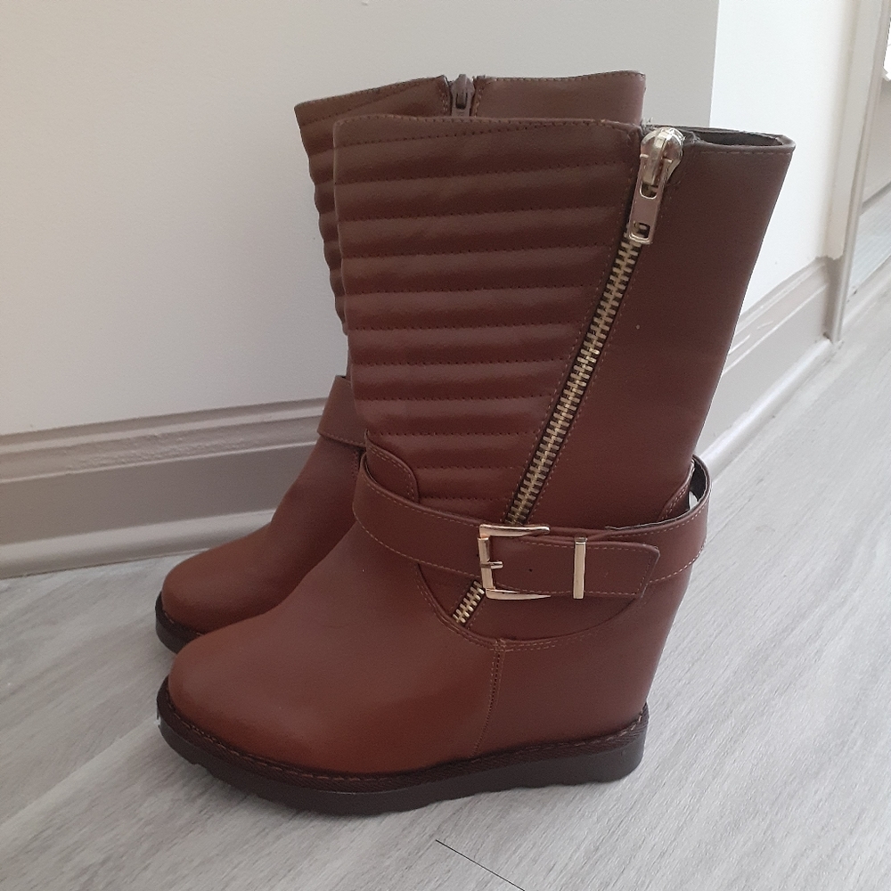 Brown wedge heel boots never worn